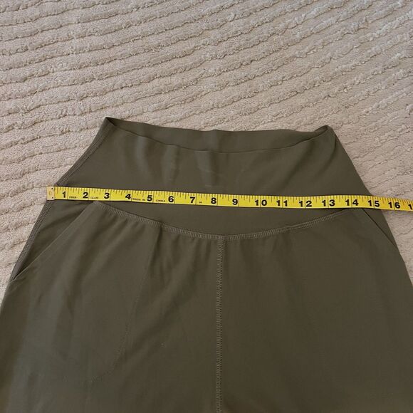 Carbon38 Women’s Jogger Pants Color: Melt Sage Green Size Large GUC Athleisure - Picture 6 of 9